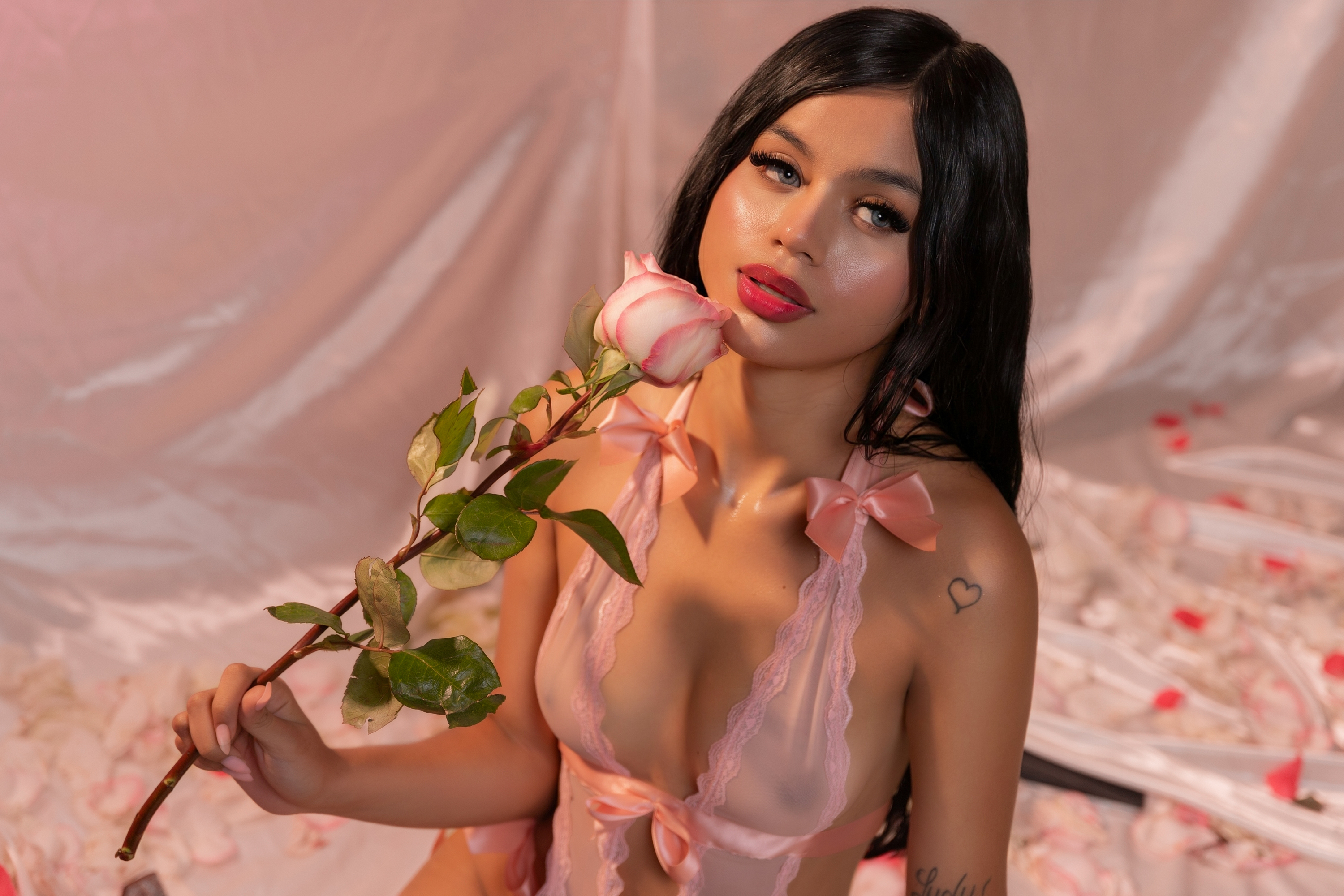 Performer KatyPeach Photo 3