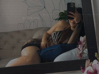 Imagen de perfil de modelo de cámara web de AriadnnaDawson