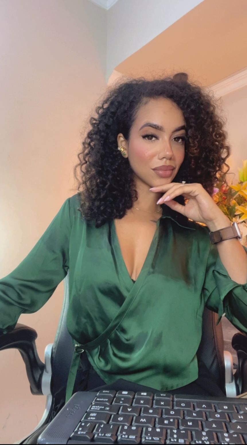 Artist NahiaraGray Foto 1