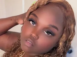 Image de profil du modèle de webcam Juicyy_juicee