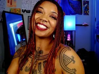 Image de profil du modèle de webcam em0tits98