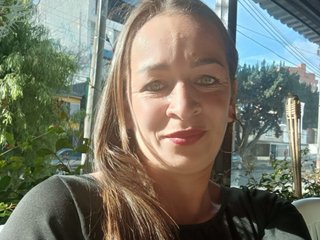 IsabellaJohnsoon profilbild på webbkameramodell 