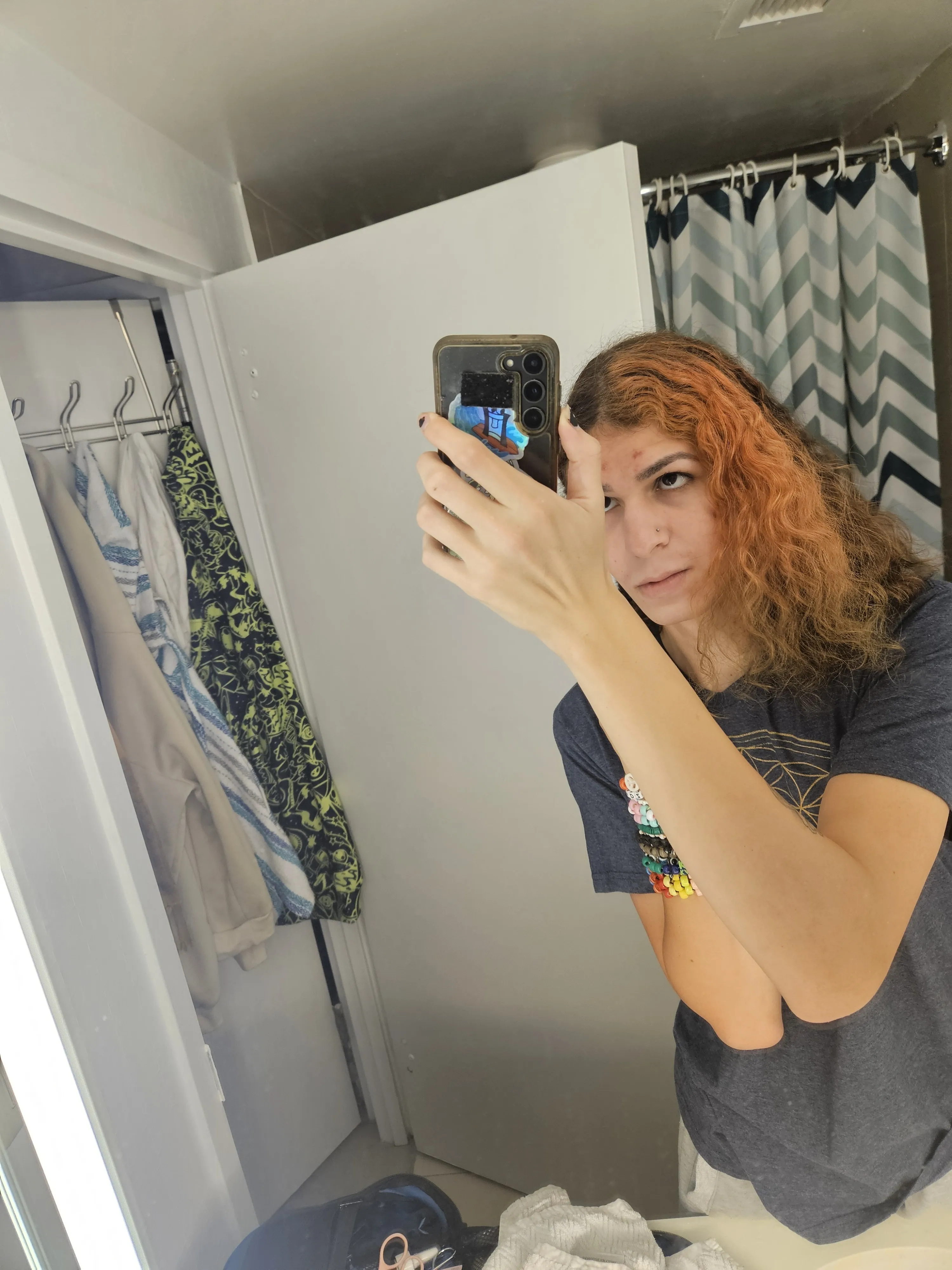 Performer cuddleavenue Photo 1