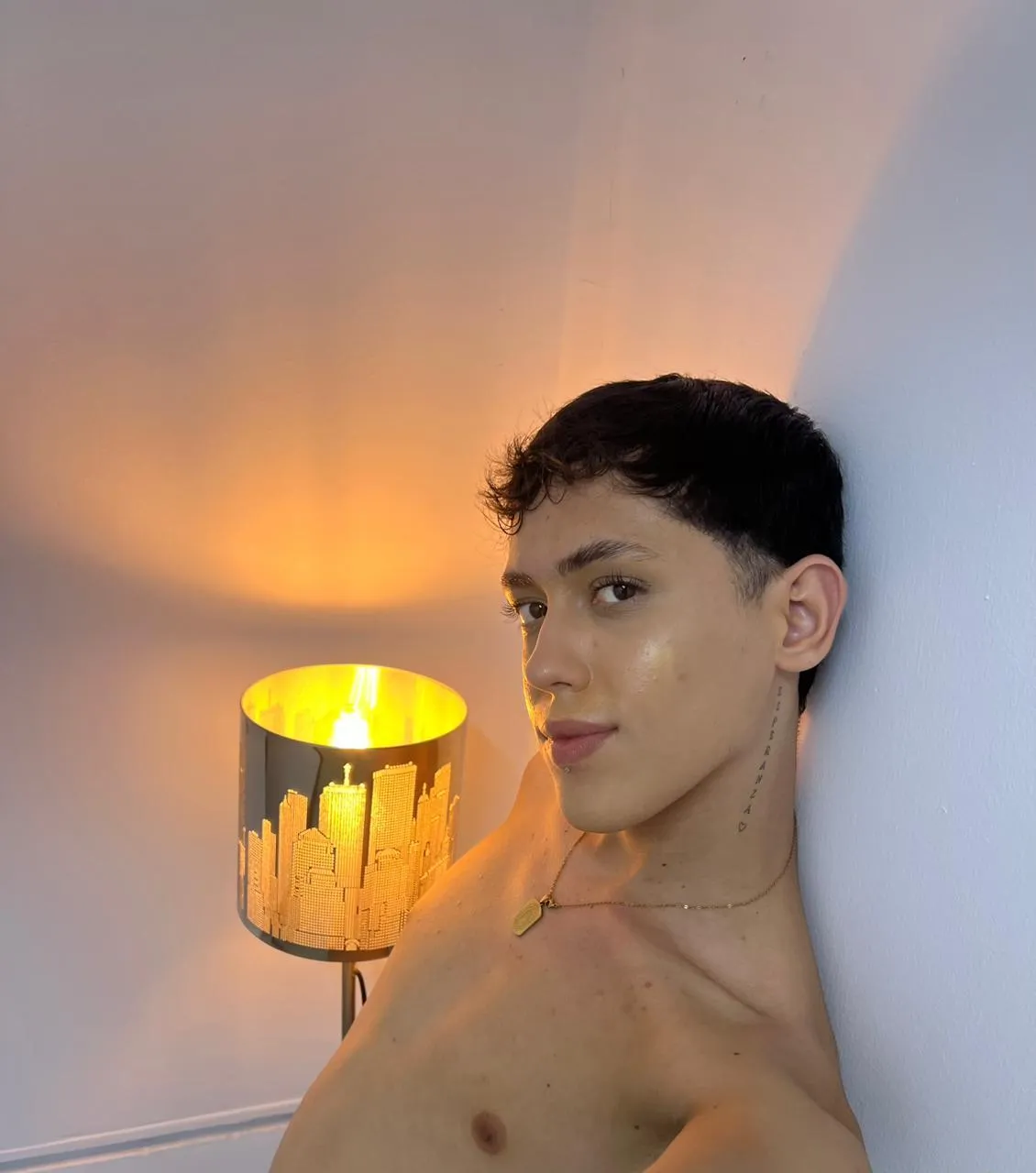 Performer CamiLoz Photo 1