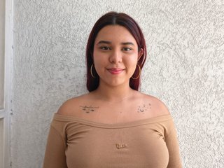 BrianaDixon immagine del profilo del modello di cam