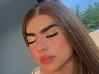 laurabonet profilbild på webbkameramodell 