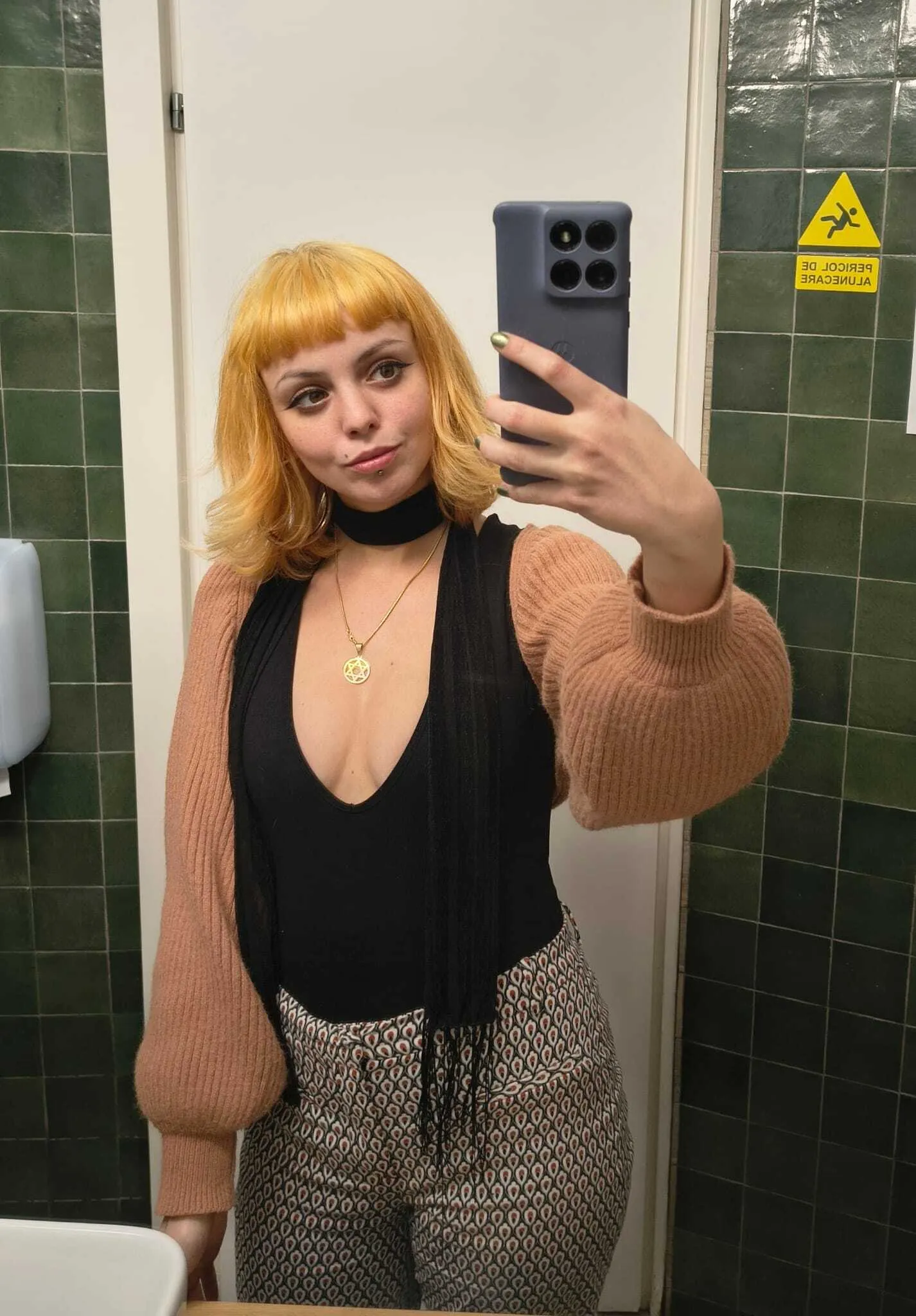 Interprète LEEZIE Photo 1