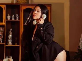 Elahilton20 live cam