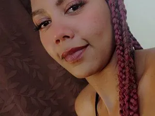 AdairaWealth live cam