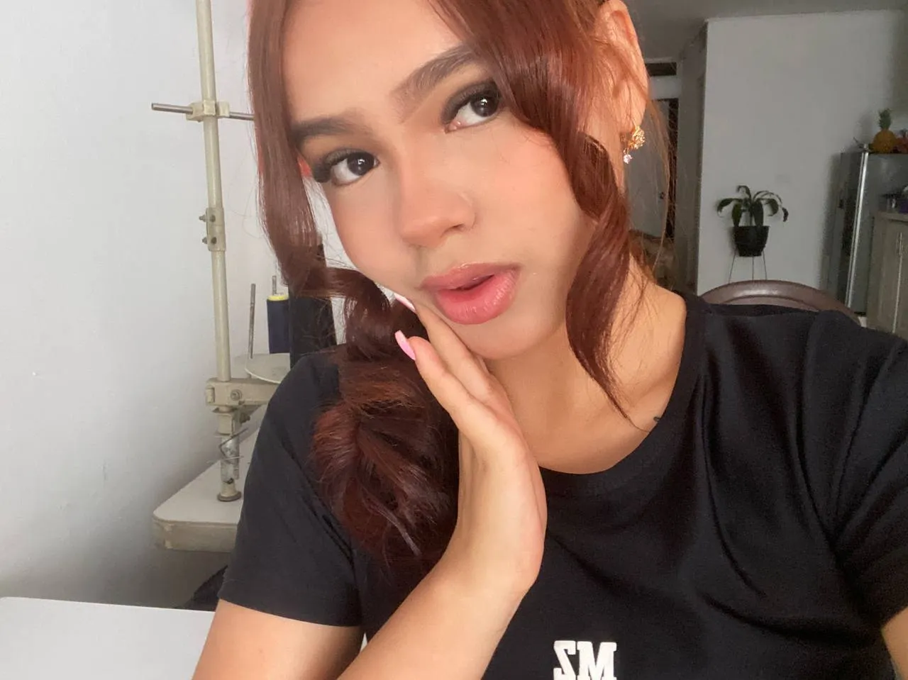 Performer RoxanneJamess Photo 2