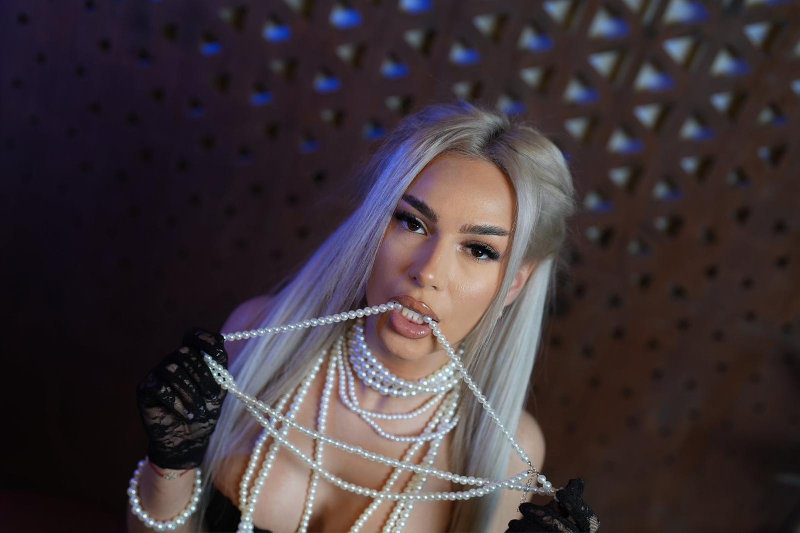 Utøver QueenSelena Bilde 5