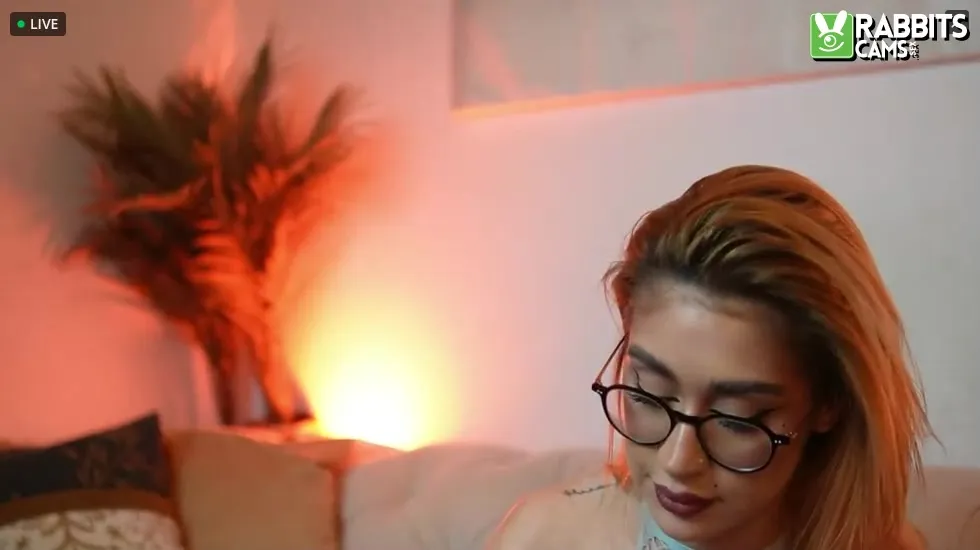 Artist AileenKiss Video 1