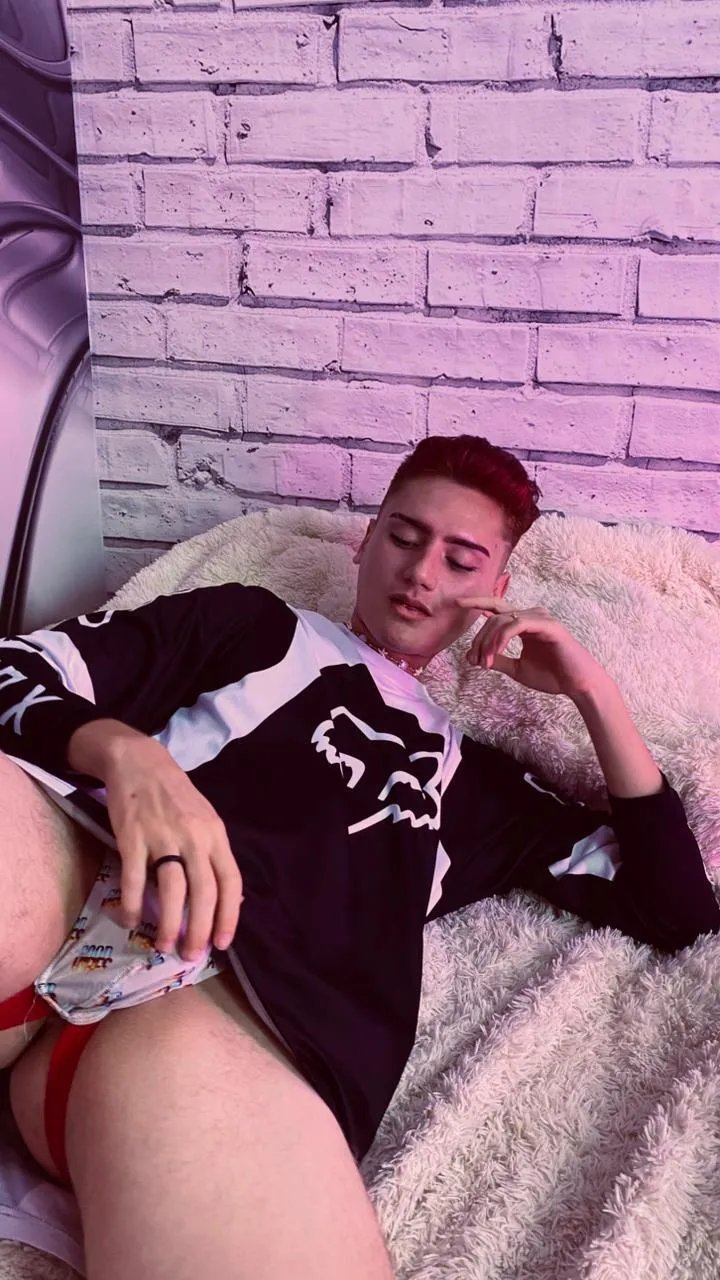 Interprete Alex_Millerss Foto 2