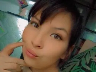 Image de profil du modèle de webcam sofyCOL