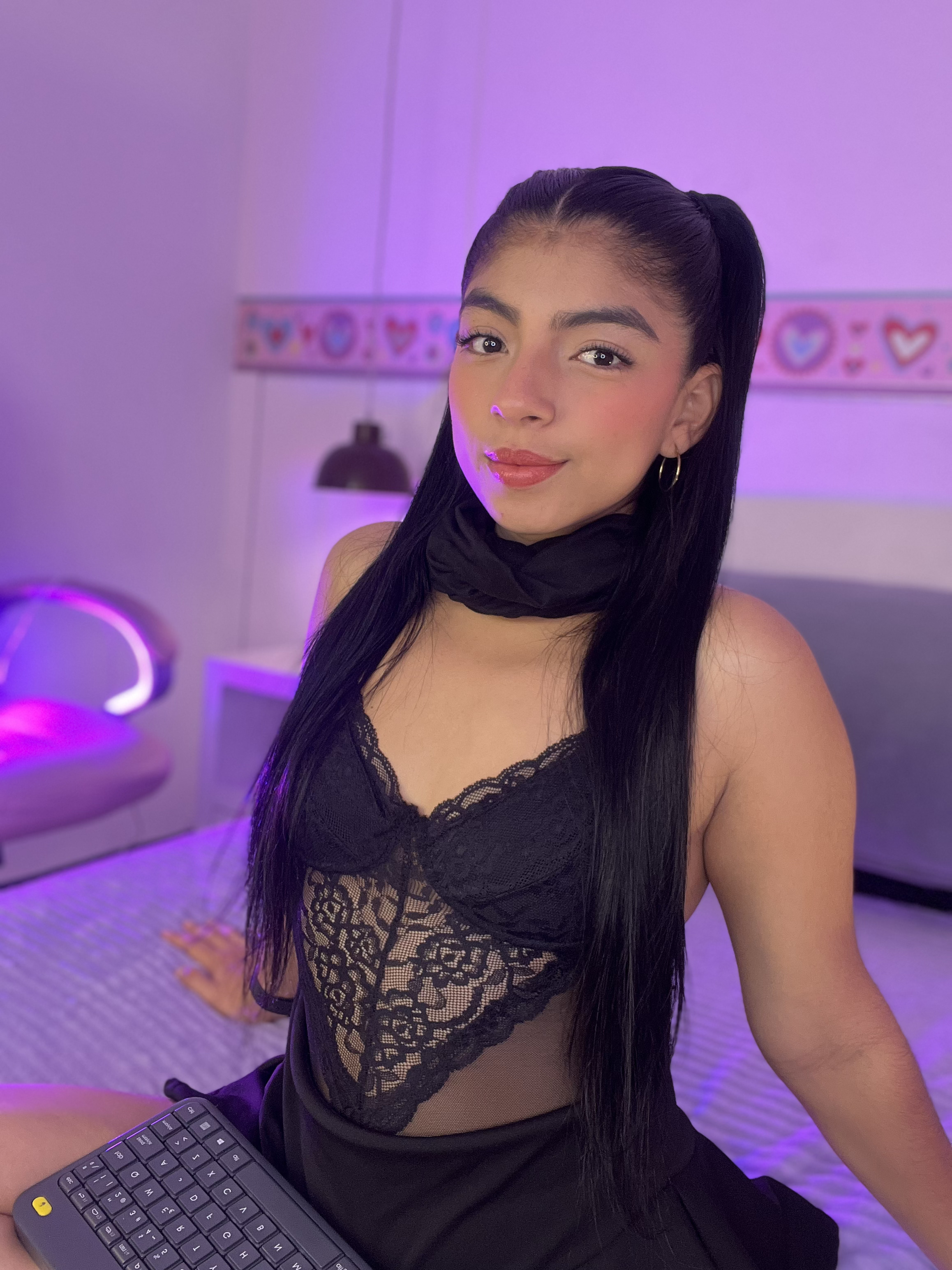 Performer LannaLuxx Photo 11
