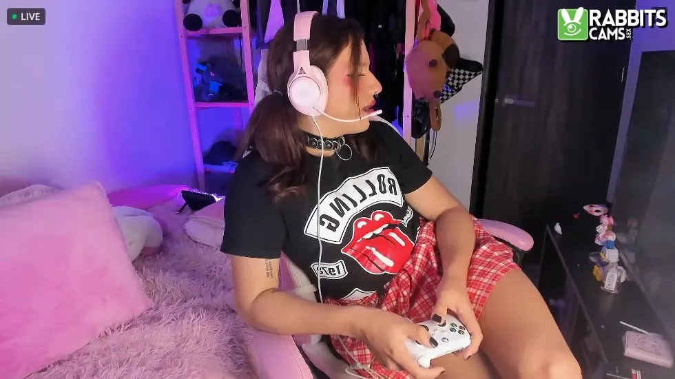 Utøver Ella_Thorne Video 1