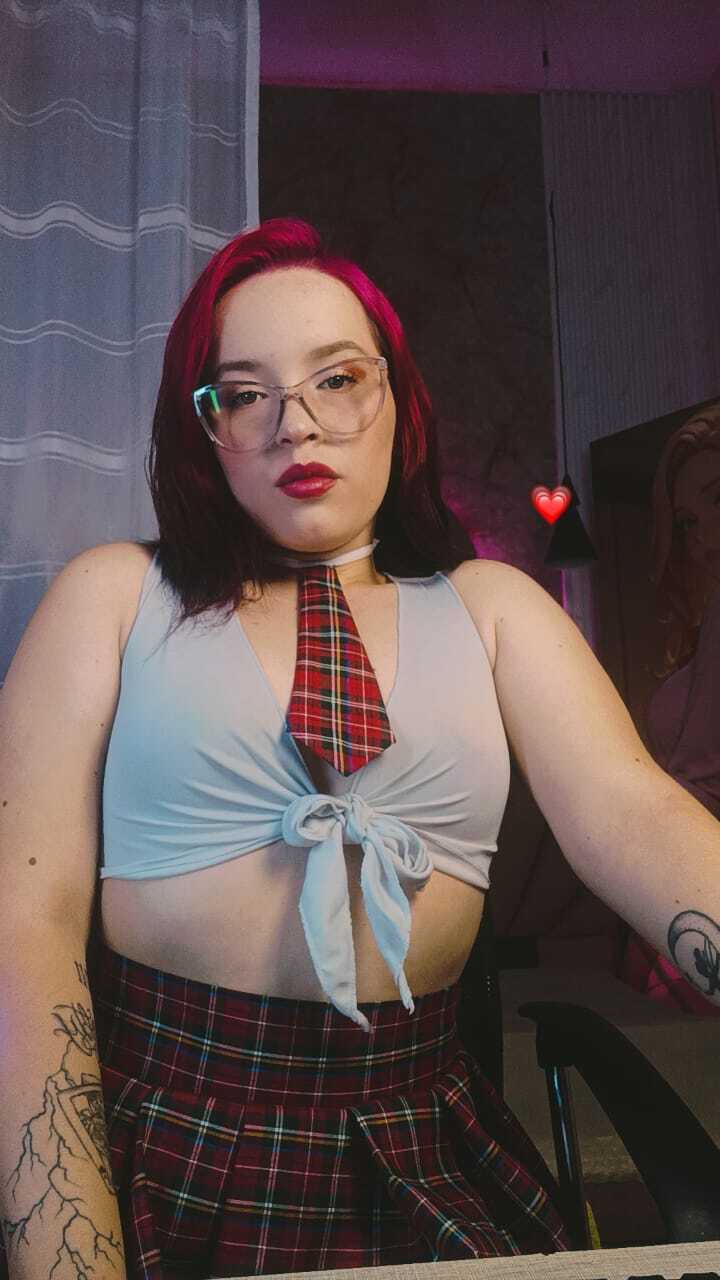 Performer AgathaBms Photo 12