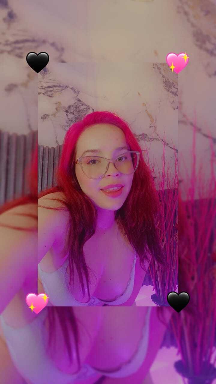 Performer AgathaBms Photo 1