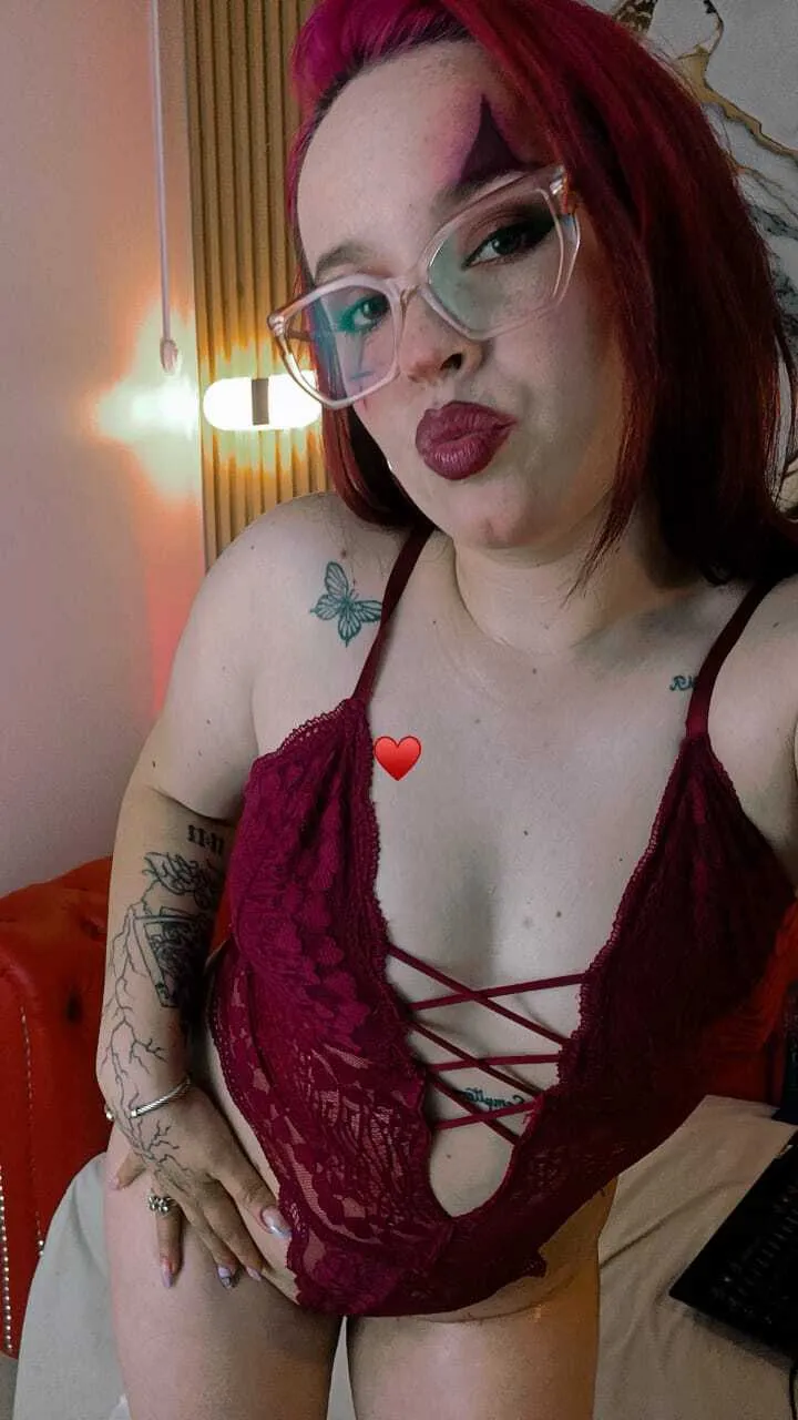 Performer AgathaBms Photo 9