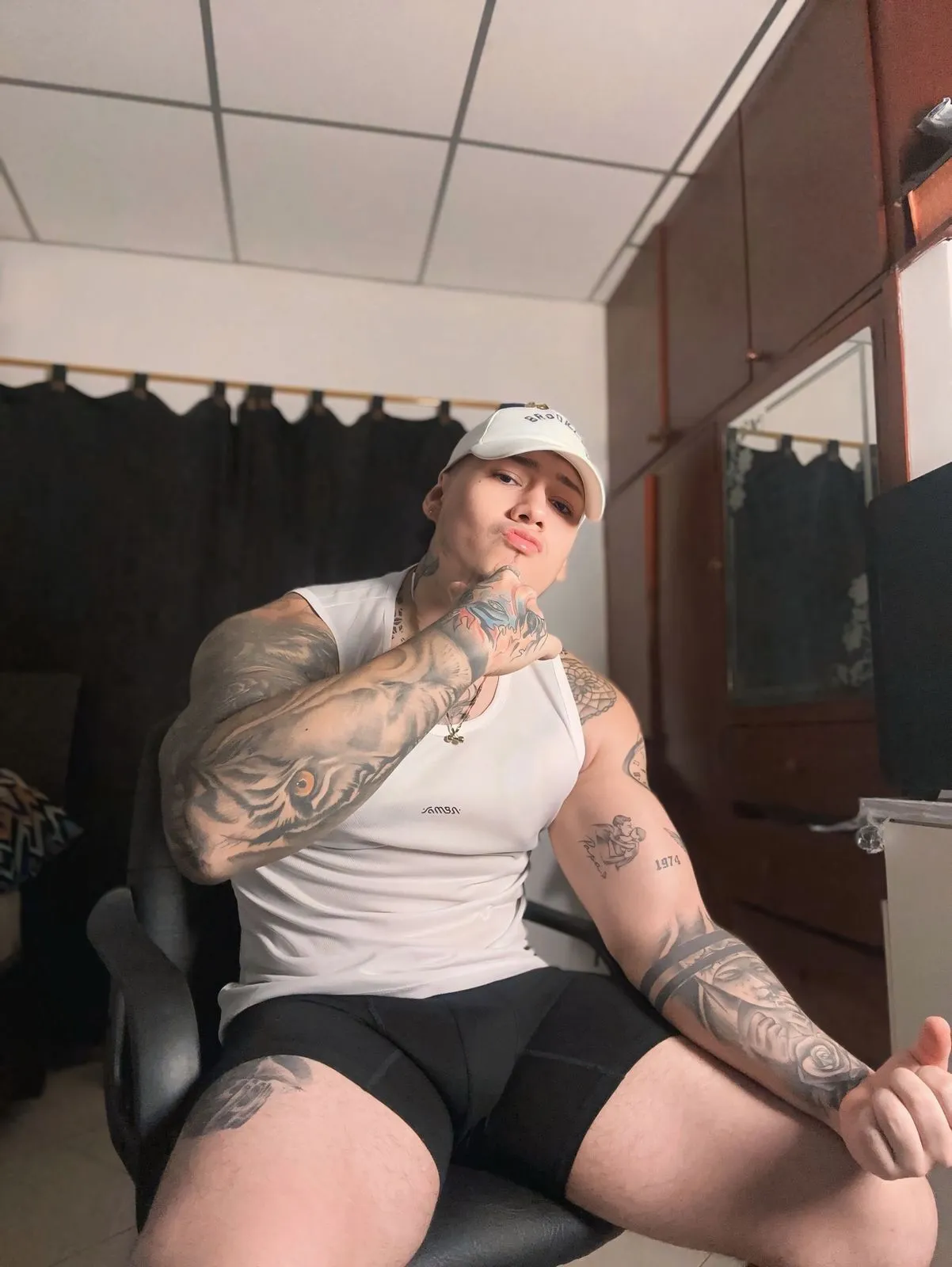 Artist DORIAN_LEVRONE Foto 4