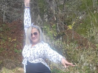 ADELIYNNE profilbild pÄ webbkameramodell