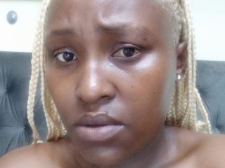 Foto de perfil de modelo de webcam de AmberDiamondXXX26 