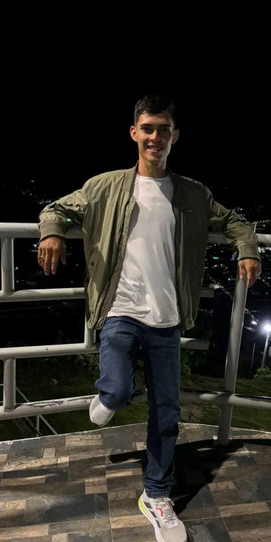 Interprète Kain_Noir Photo 1