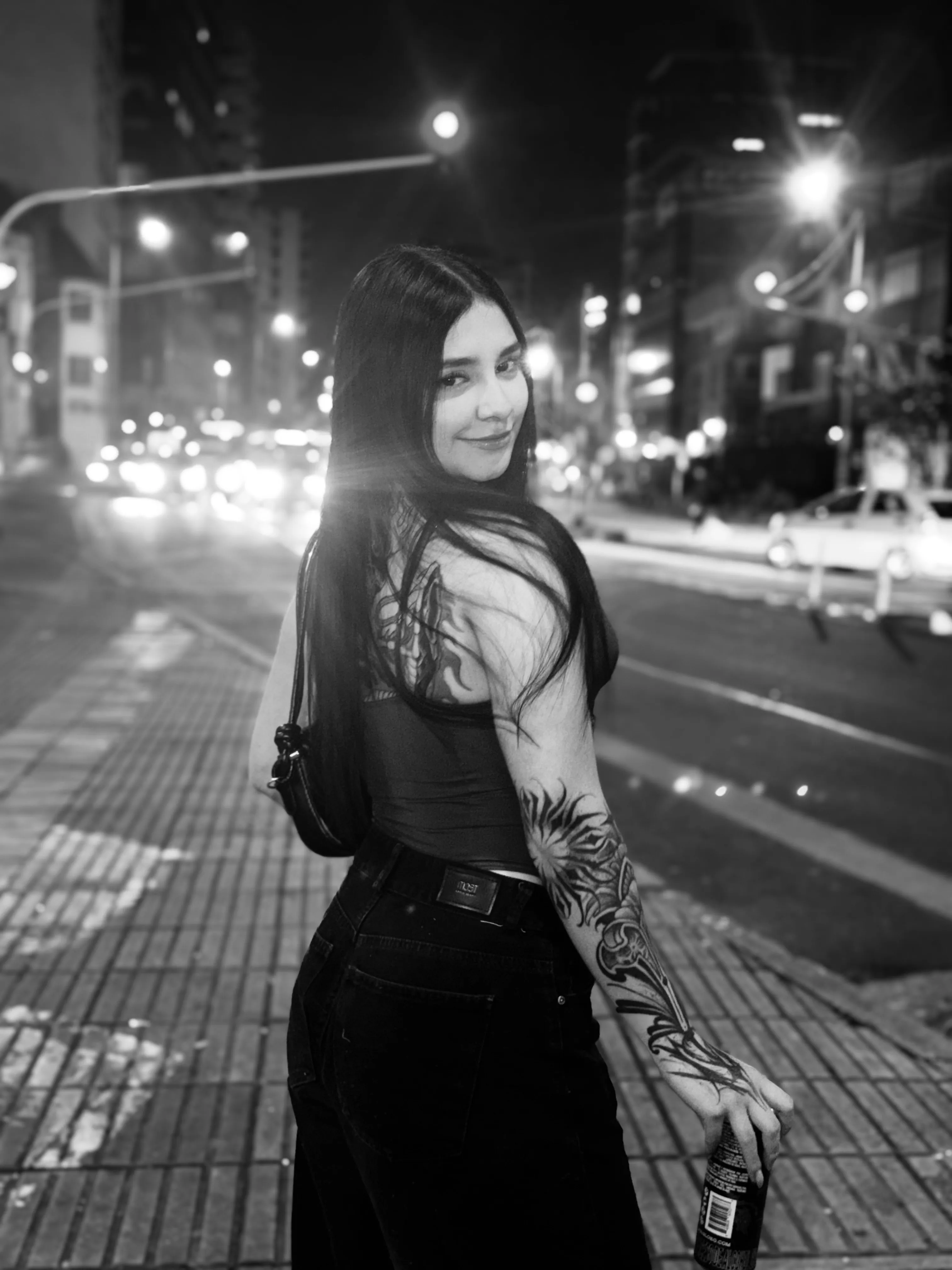 Utøver IndiraJhons Bilde 1