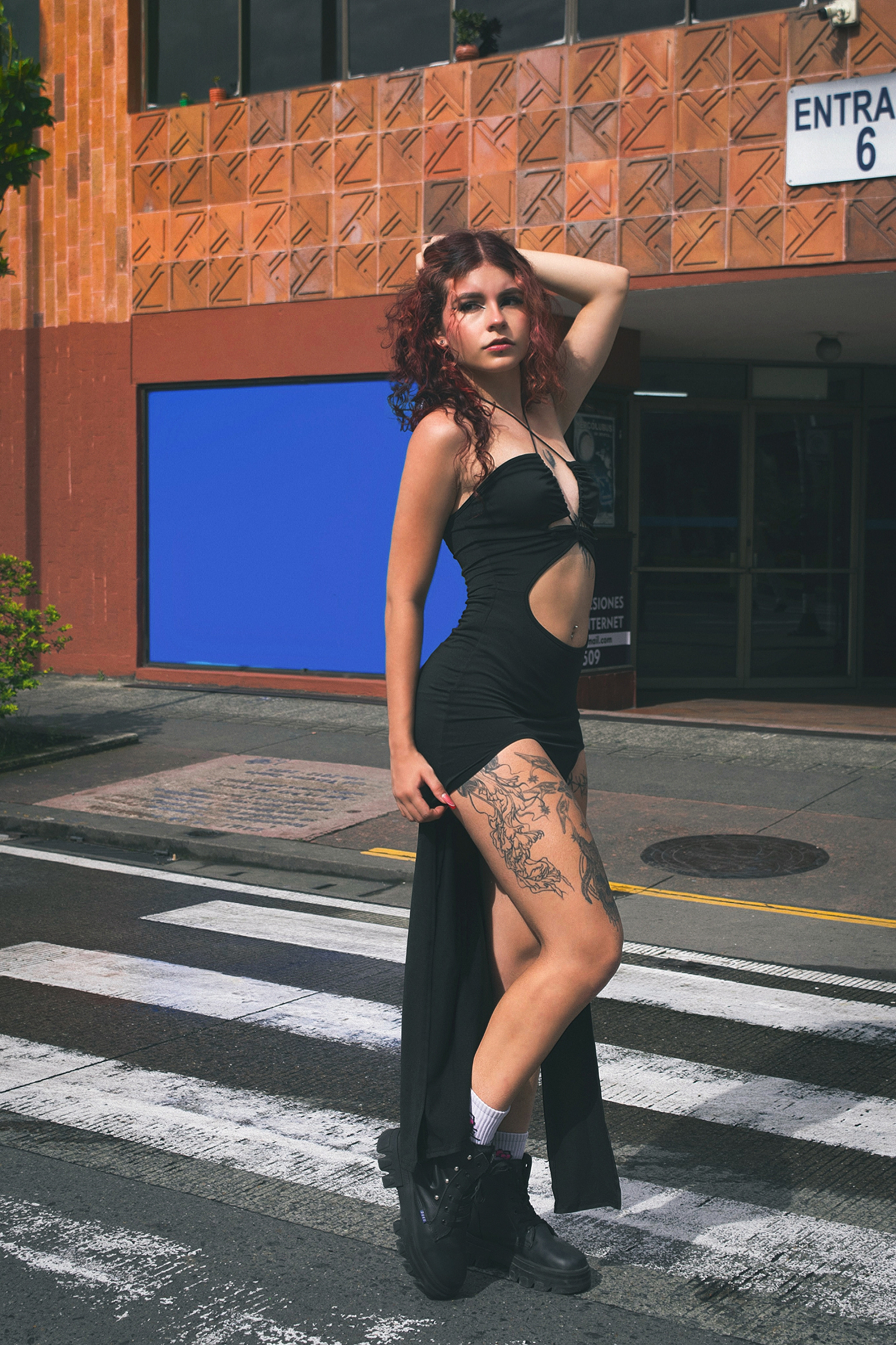 Performer ScarletBlaze18 Photo 4