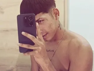 DaveHottx
