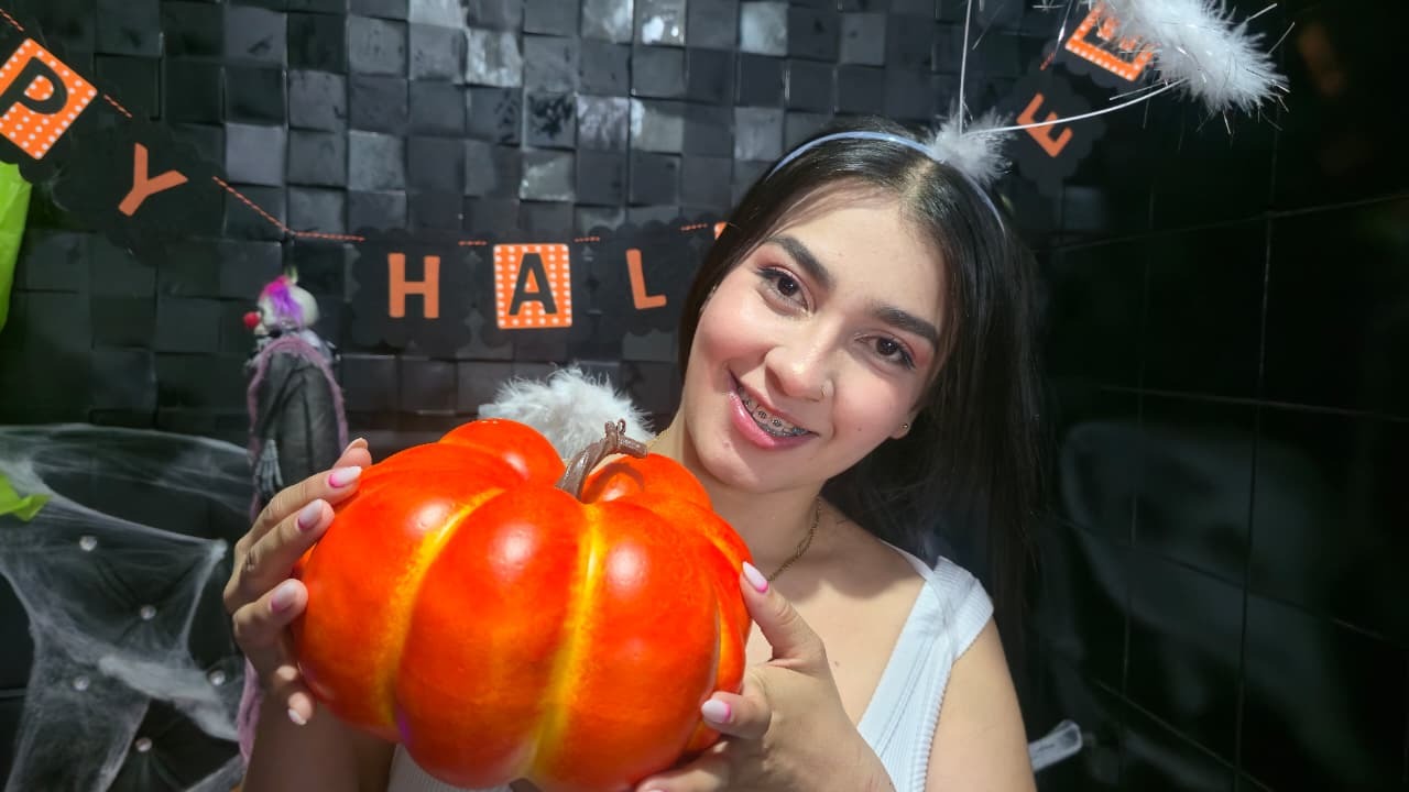 Artiest ScarletReyes Foto 8