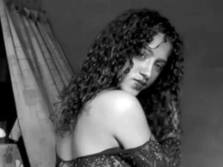 Image de profil du modèle de webcam Luna_vixell