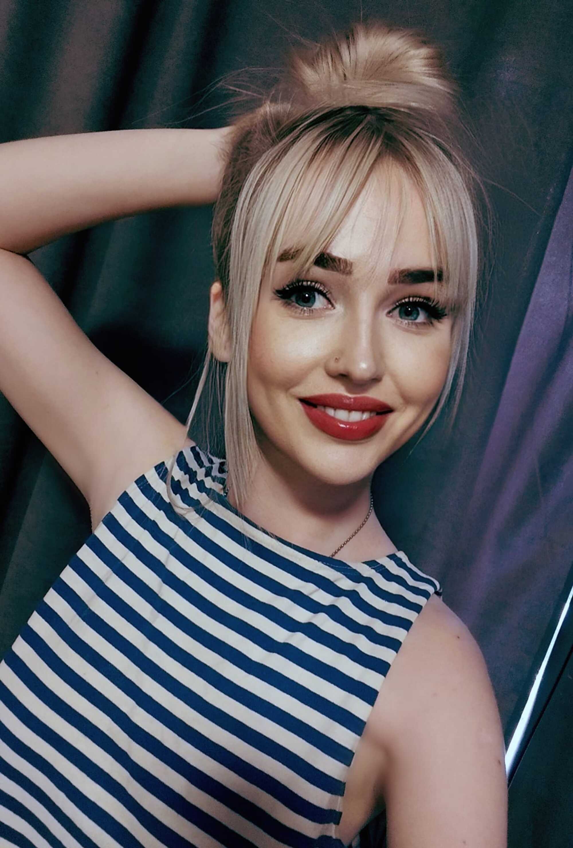 Intérprete ToriSha Foto 5