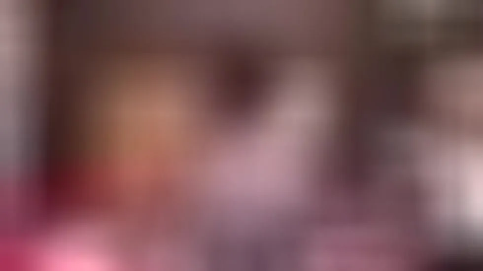 Intérprete AvaRussell Video 1