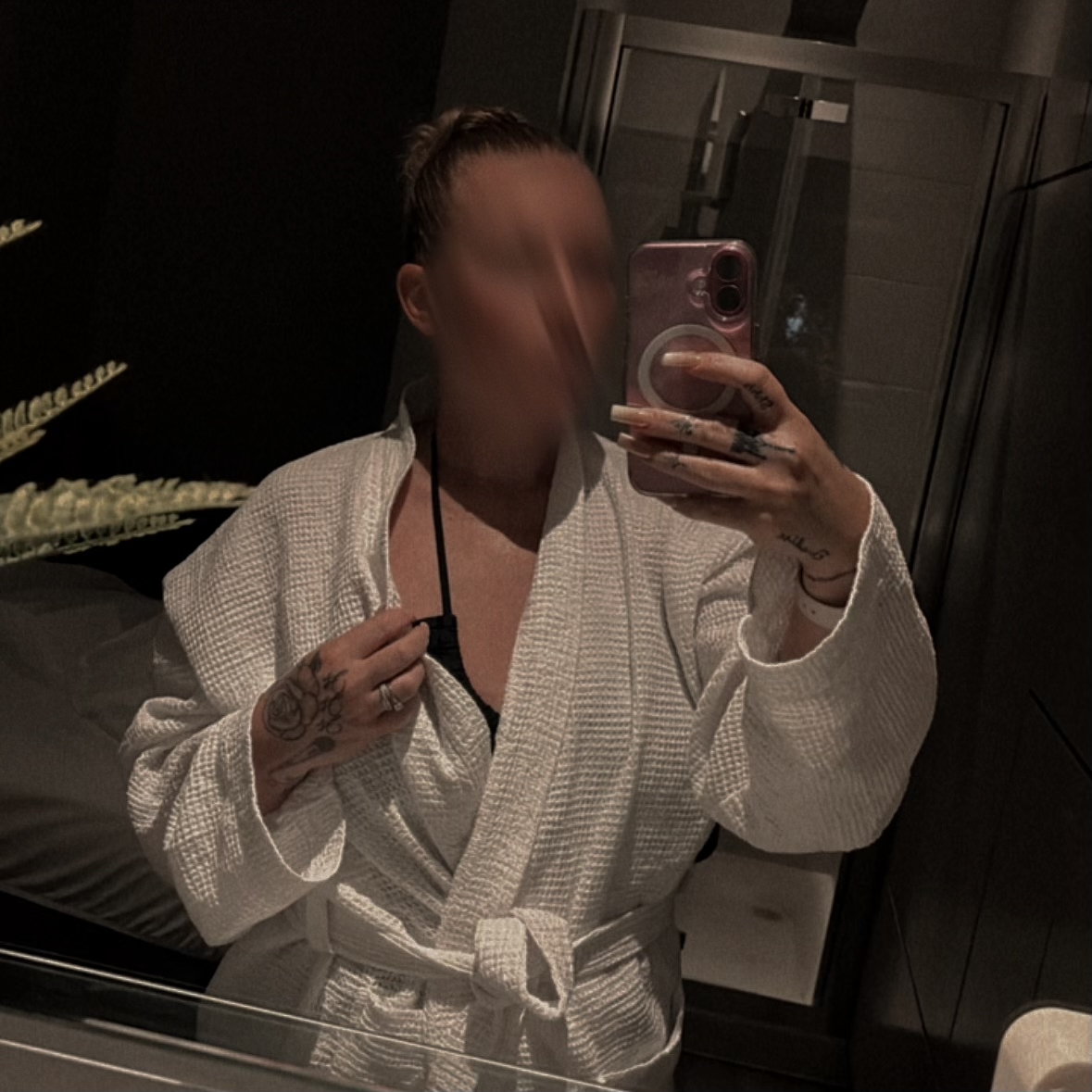 Utøver CinnaKiss Bilde 4