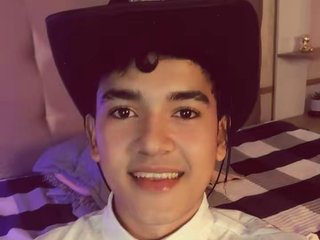 SandroVeyra Profilbild des Cam-Modells 