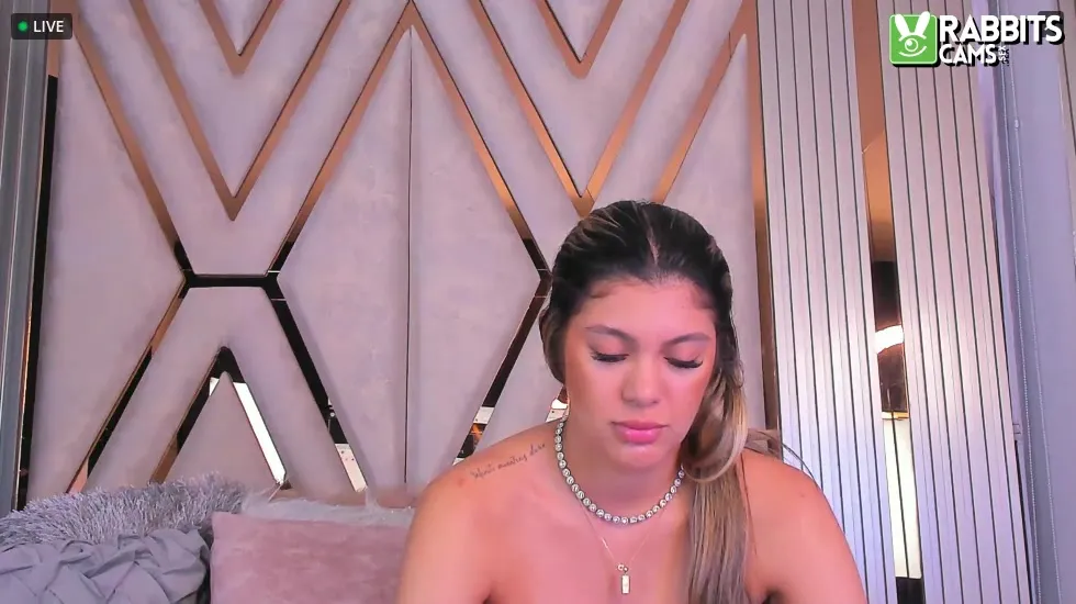 Artist MarianaRoa Video 1