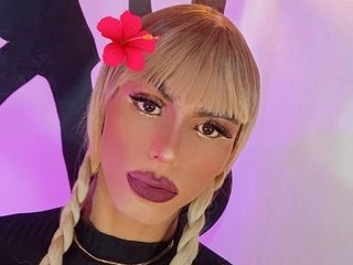 AdharaSofia profielfoto van cam model 