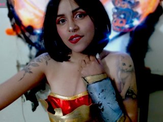 Imagen de perfil de modelo de cámara web de Lolaa888