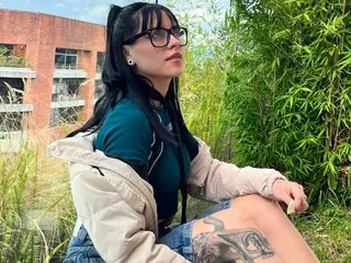 ScarlettSaphire live cam