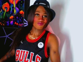Image de profil du modèle de webcam Kloe_cardashan