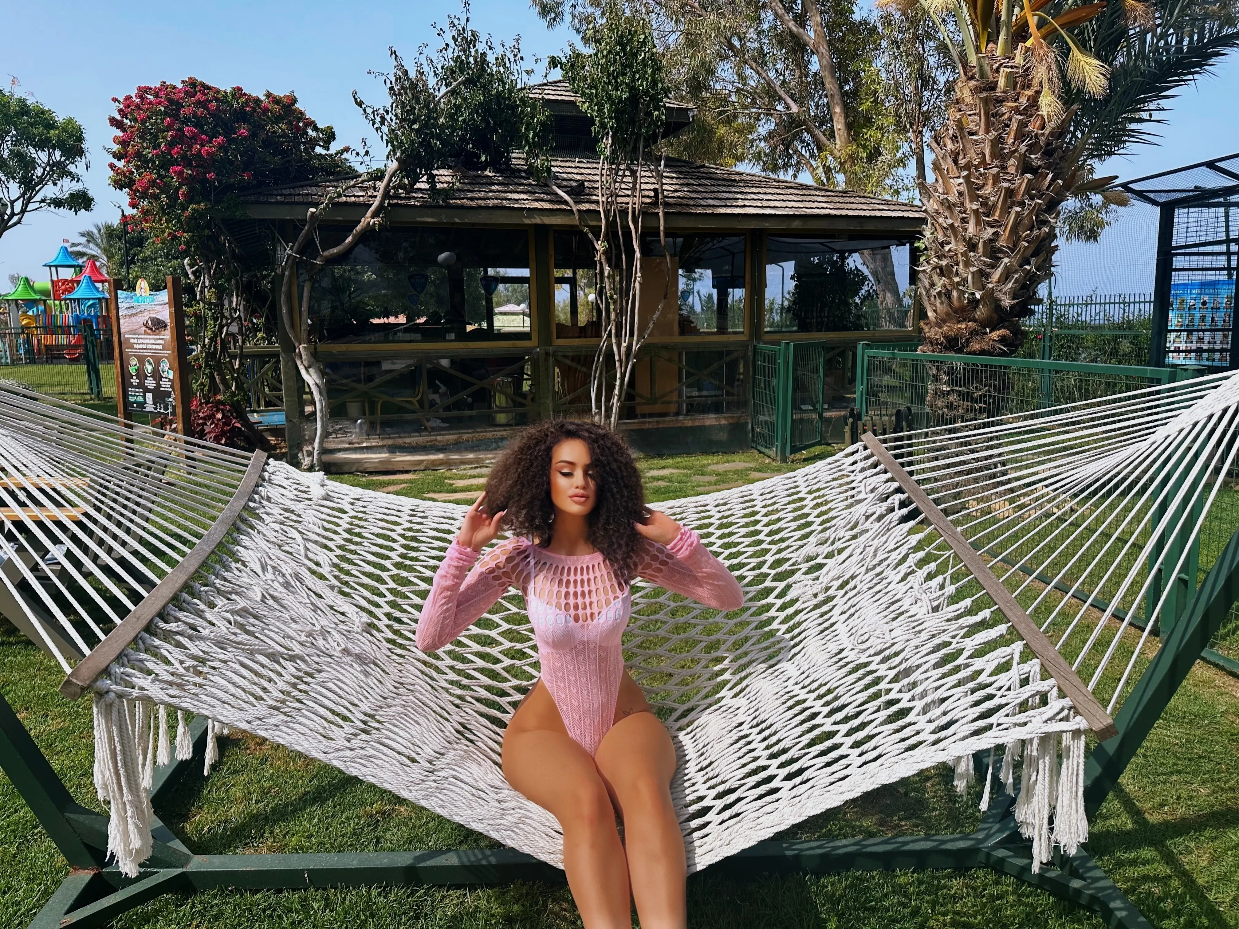 Artist CelineCheriee Foto 4