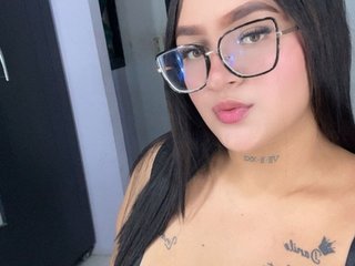 Foto de perfil de modelo de webcam de karolynn78