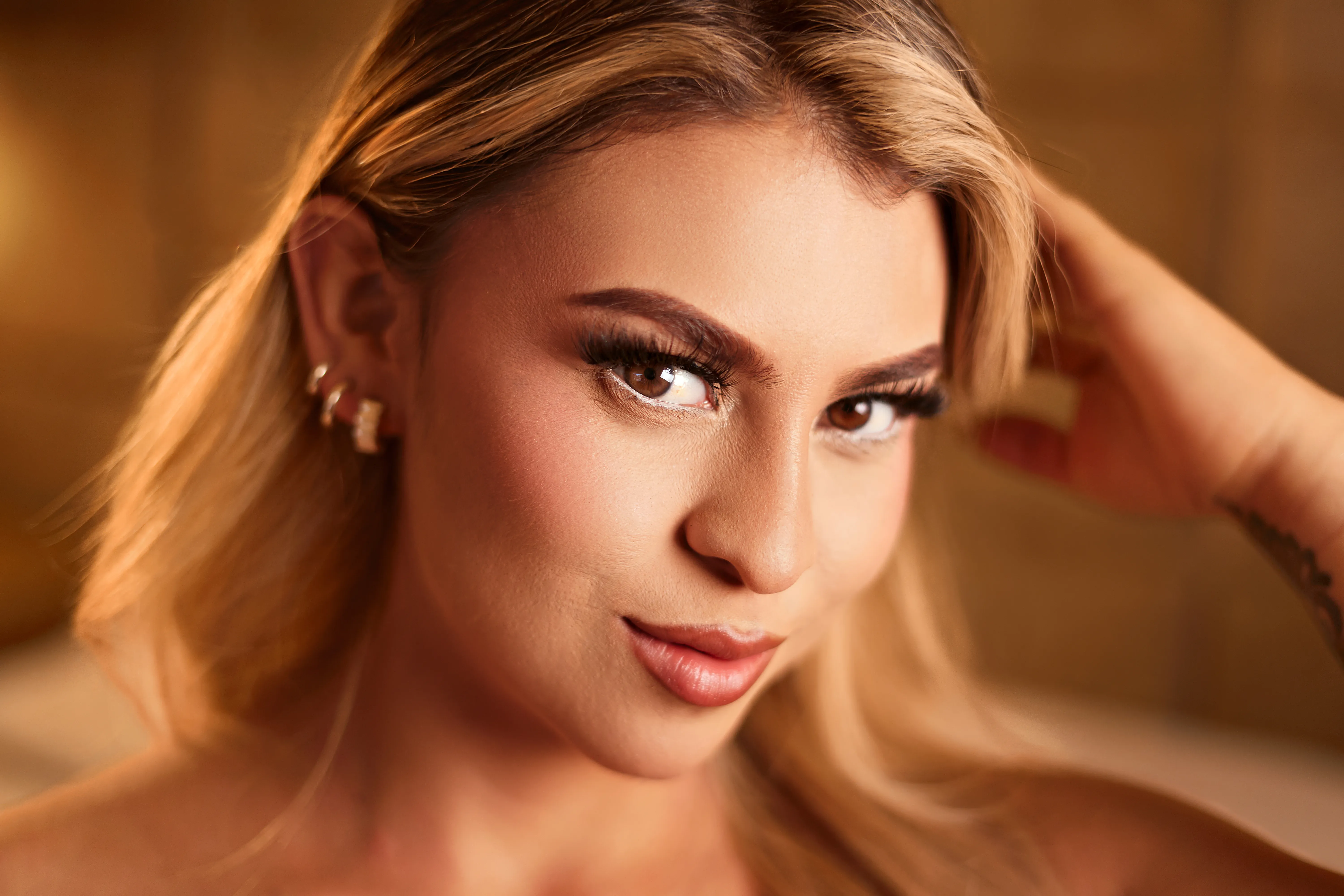 Performer NinaFontana Photo 6