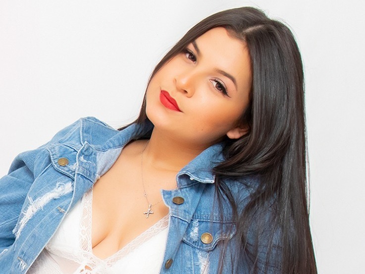 Intérprete TessaFlame Foto 3