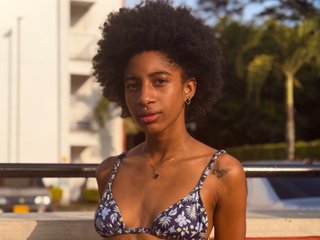 Foto de perfil de modelo de webcam de connie_333