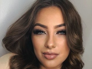 Imagen de perfil de modelo de cámara web de Aaylinn