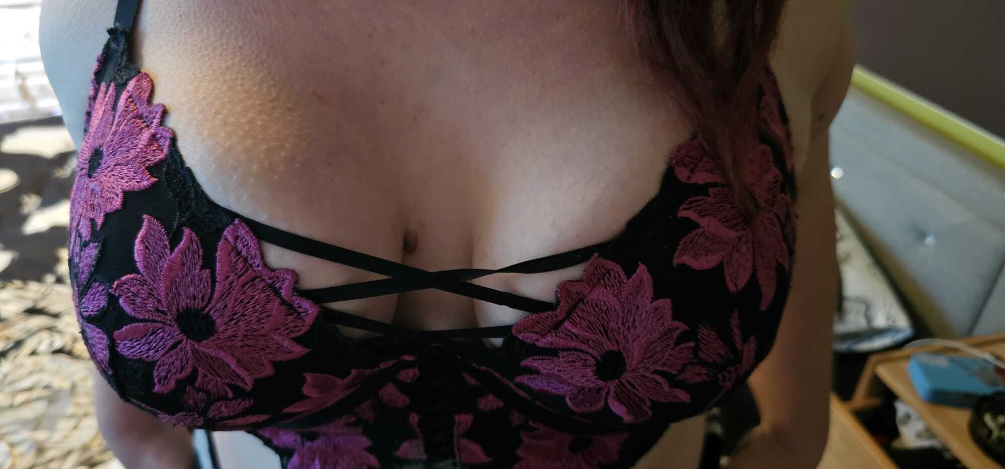 Intérprete NaughtyYuna Foto 2