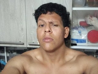 Imagen de perfil de modelo de cámara web de CaillouGalois