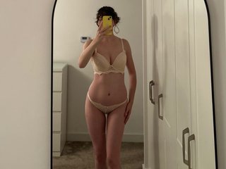 MiaBerryUK cam model profile picture